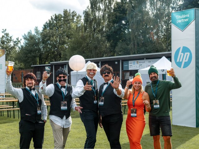 TD Synnex Fest ve stylu „Vrchní, prchni!“ navštívilo přes 760 účastníků